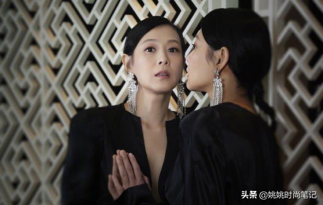 51岁刘若英穿“阴沟裙”美得像30岁小姐姐,奶茶妹有名有实