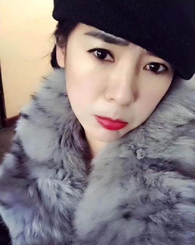 宋小宝离婚11年：他再婚生龙凤胎，后遭误诊，前妻霍晓红现状如何