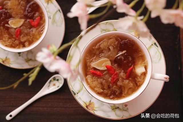 “老得慢”的女人,多半爱吃9种食物,看看哪种是你喜欢吃的?