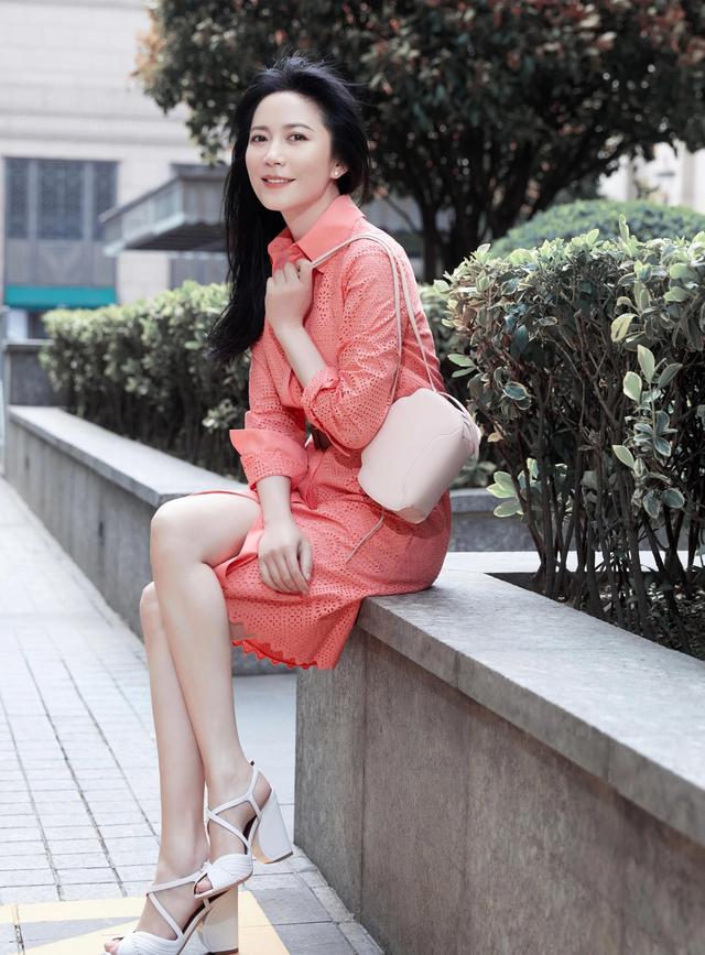 五位女星养眼美图欣赏,个个美若天仙,你最喜欢谁呢?