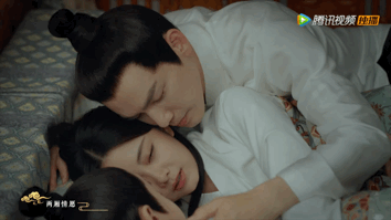 谁说“童颜”驾驭不了欲飒风，谭松韵不服