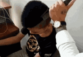 超级搞笑gif动图美女动物笑图10张