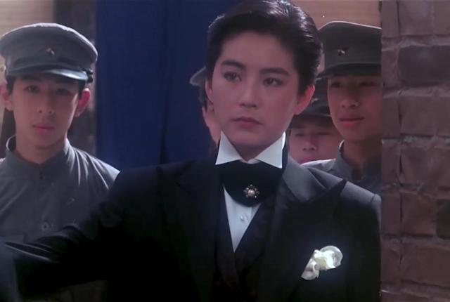 港圈“一眼万年”的短发美女，只服这12位，惊艳洋气，又美又酷帅