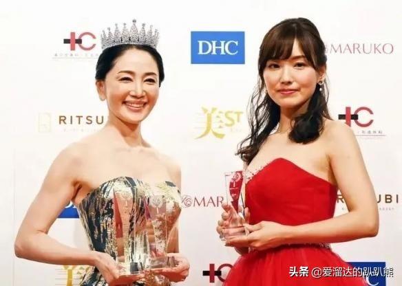 52岁日本泳装美女选美大赛夺冠，颜值身材简直惊艳