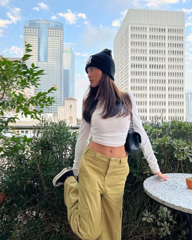 画家的女模特？性感妩媚的美国亚裔美女Camila Killa