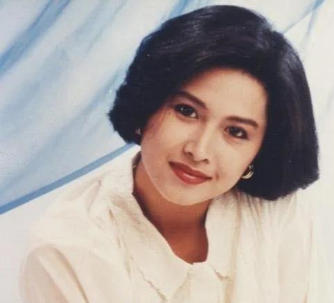 港圈“一眼万年”的短发美女，只服这12位，惊艳洋气，又美又酷帅