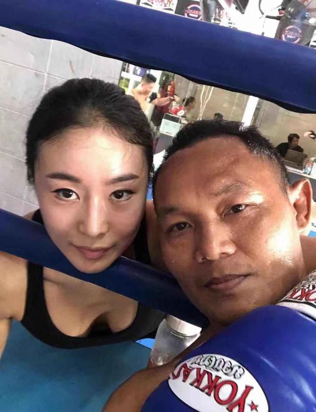 自古美女爱英雄！