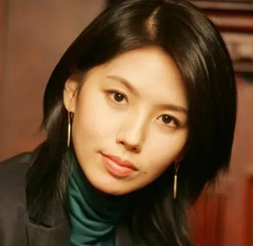 红过宋慧乔，却因沦为大佬玩物轻生，韩国演艺圈潜规则从没停过