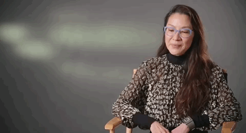 华人之光！全网刷屏的奥斯卡影后，但我只能为杨紫琼高兴5分钟