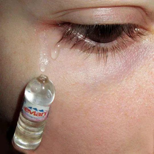 有点诱惑！外国美女设计师拍的“人体”艺术，够大胆，脑洞大开