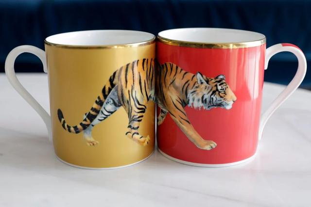 凯特、戴妃同款手镯，英国王室都爱的瓷器，情人节送礼大气有格调