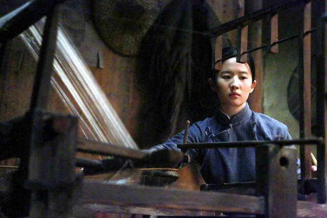 贾平凹《黑氏》：一个丑妇的“多段”恋情，揭开了人性的低级欲望