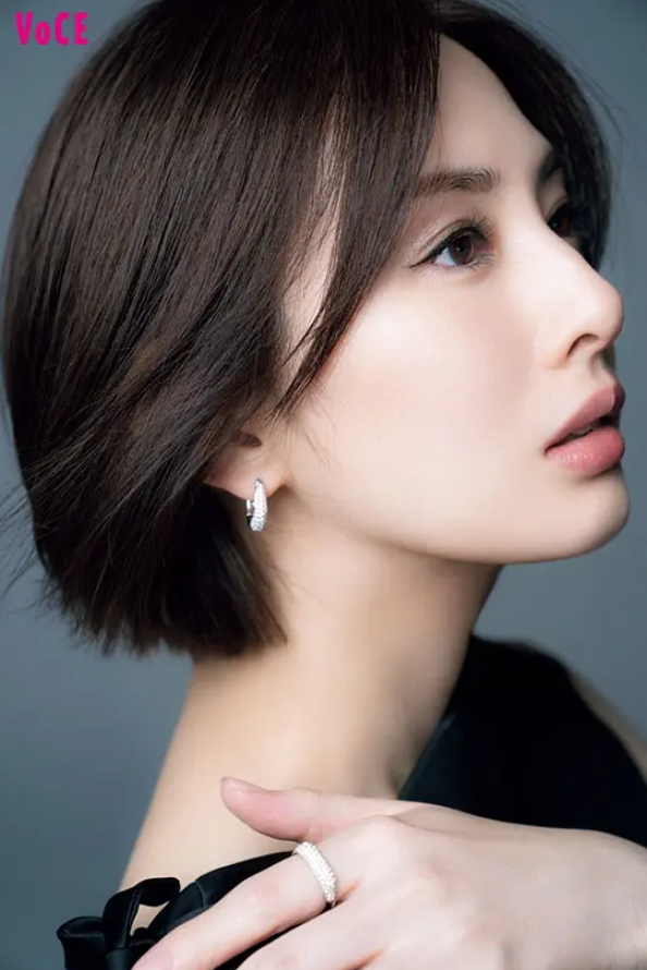 日本最美女星排行，佐佐木希那么漂亮才第九，第一拥有完美长相