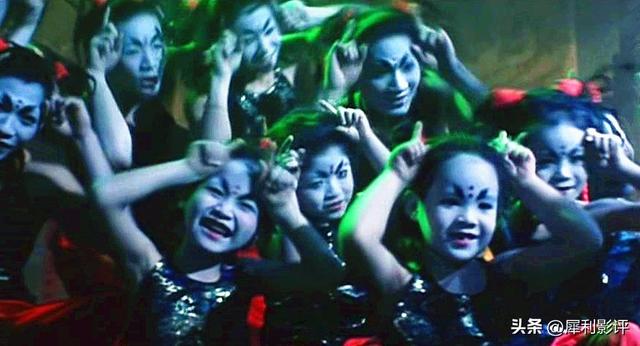 录像厅“cult片”代表,传王祖贤被舔脚,《千人斩》有这场戏吗?