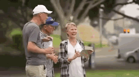 90后中国姑娘，在澳洲街头搞“事情”，竟然美哭外媒、惊动CCTV