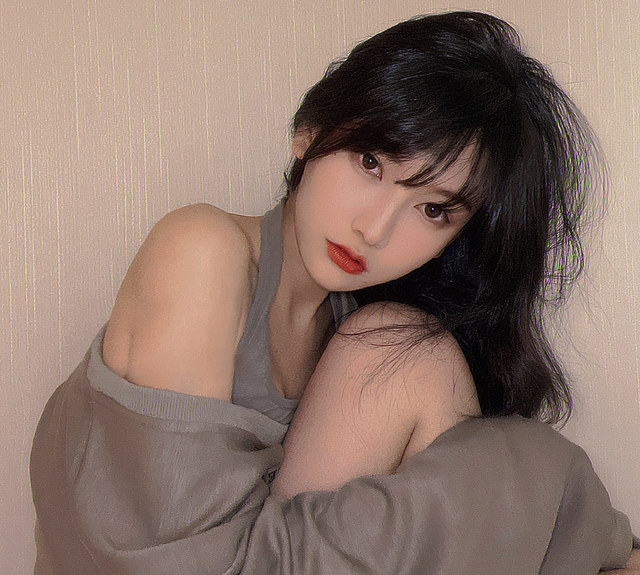 三位美女斗地主什么画面？斗鱼开启女神欢乐斗，不心动挑战太激烈