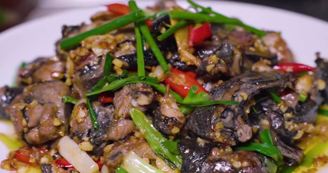 经期气血差？多吃鸡肉补肝血，分享3道菜，越吃越好看