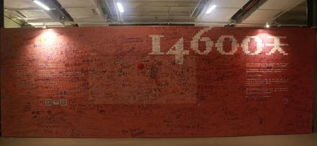 在家看A片被老妈撞见，她反手就带我去了个“18禁”场所