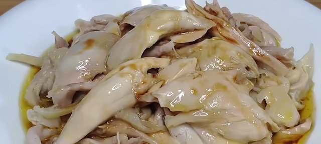 经期气血差？多吃鸡肉补肝血，分享3道菜，越吃越好看