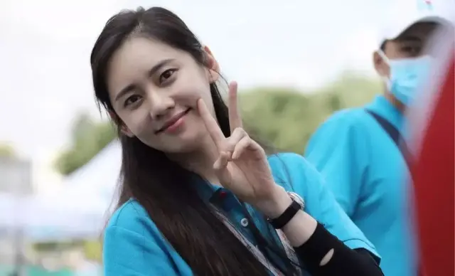 童话都不敢这么写,韩版“灰姑娘”秋瓷炫的异国寻爱记