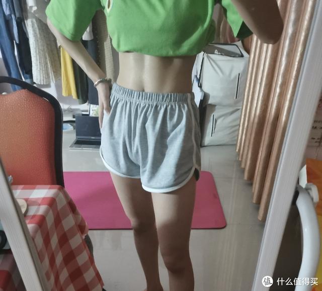 女生都有小腹肌了?只要坚持30次就能速成?