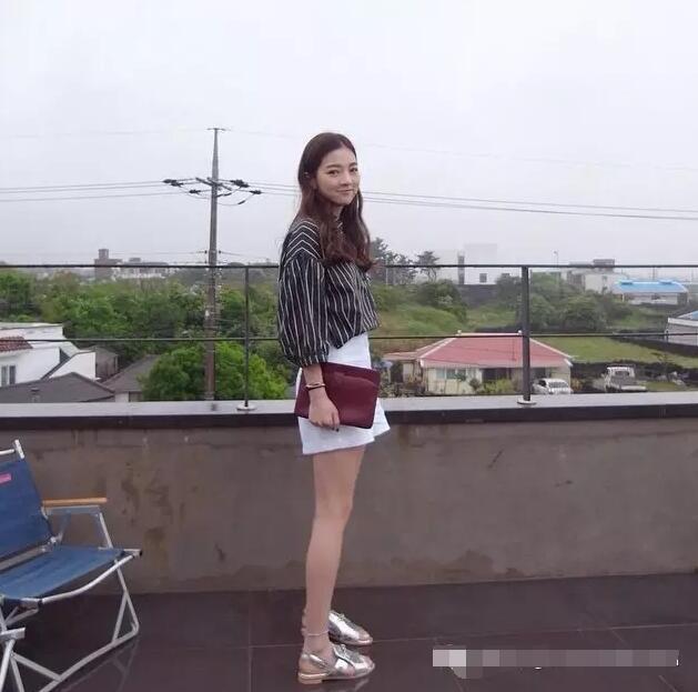 盘点ins上的高颜值美女｜多图解析，风格妆容气质一个也不放！