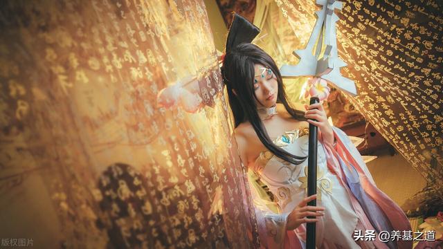 ChatGPT：中国历史上的十大美女是她们？