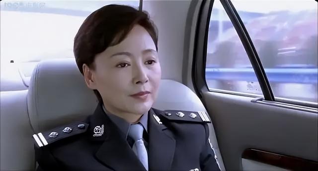 10位“一眼万年”女演员，个个美到窒息，有人靠一个角色吃一辈子