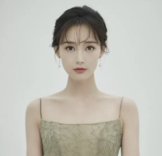 “捧不红”的10位女星，虽然观众扼腕叹息，但火不起来，也是幸运