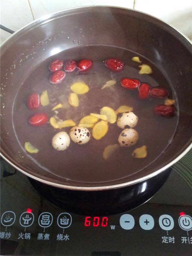 最养女人的美容汤，这做法才好喝，补血益气，再也不怕手脚冰凉！