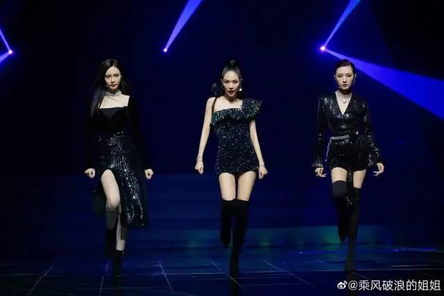 性感女神有很多，她是很高级的那种