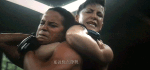 坎妹的劳拉一身绝技，技能太强，动图演示坎妹如何使用巴西柔术