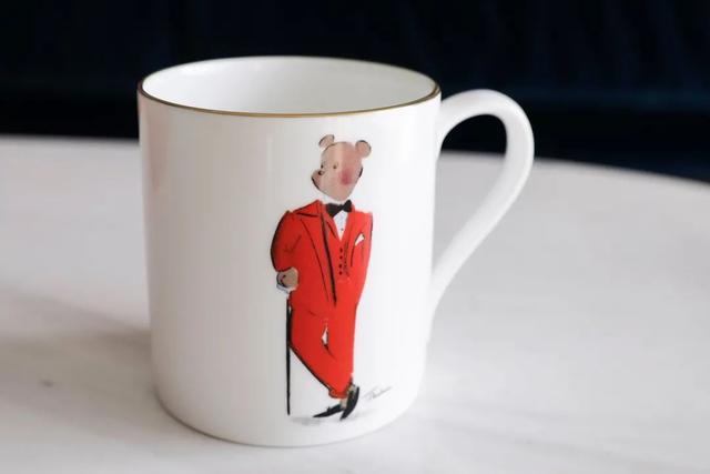 凯特、戴妃同款手镯，英国王室都爱的瓷器，情人节送礼大气有格调