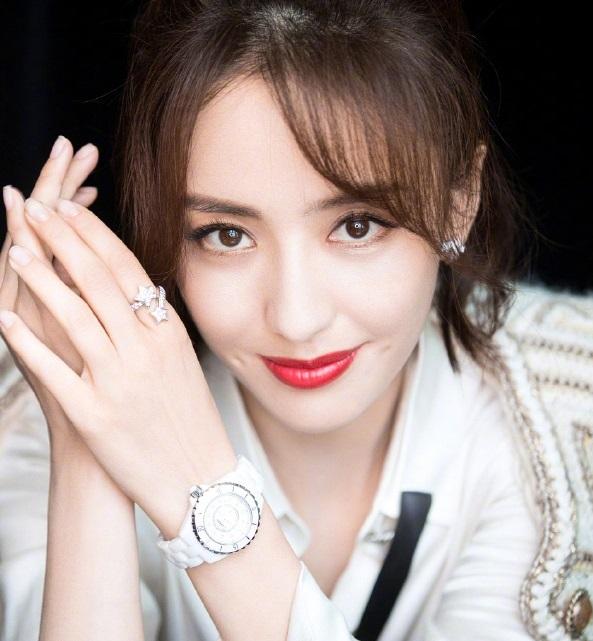 酒窝美女，林心如唐嫣佟丽娅上榜，而她却是公认的酒窝美女