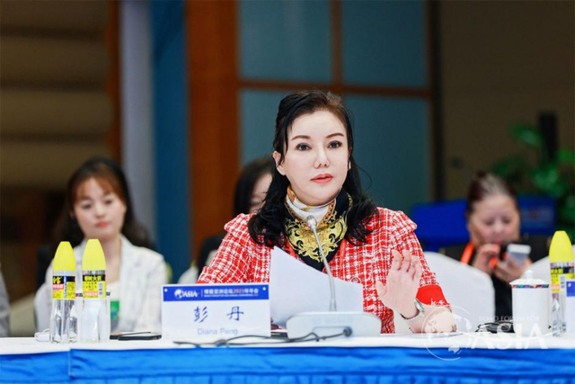 女性领导力圆桌会议：不确定的世界与女性领导力