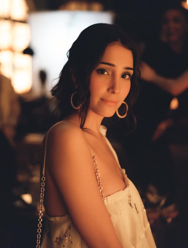 新版《绯闻女孩》发布定妆照、角色名与对应标签