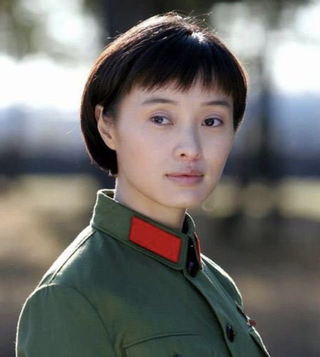 “捧不红”的10位女星，虽然观众扼腕叹息，但火不起来，也是幸运