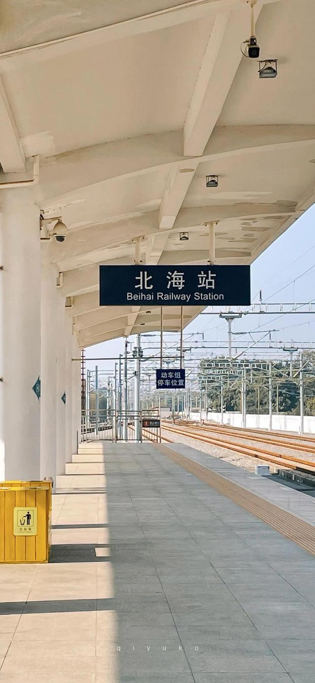 好看壁纸之香车美女