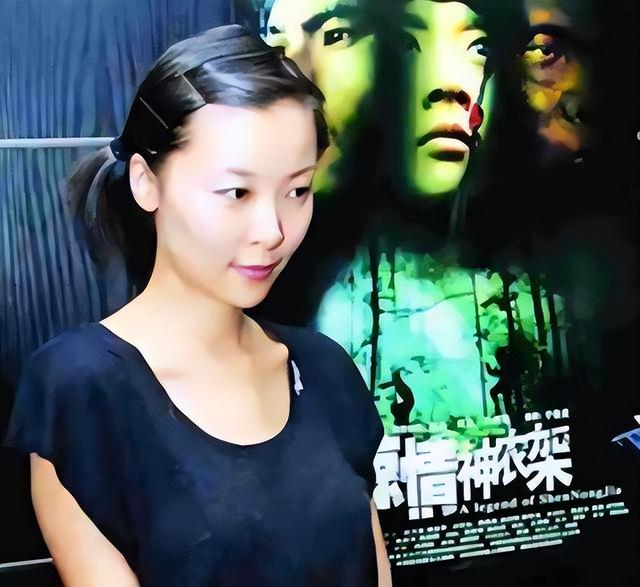 人前很清纯，人后却疯狂？这10位情史混乱的女星，才是“老司机”