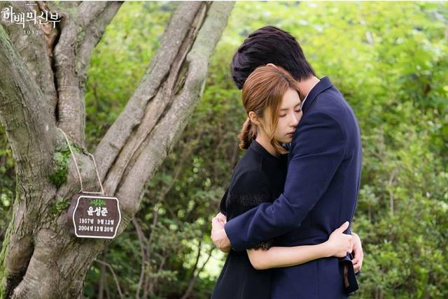 除了接吻，只要对女生做这6个小动作，脑袋瞬间甜蜜到无法思考