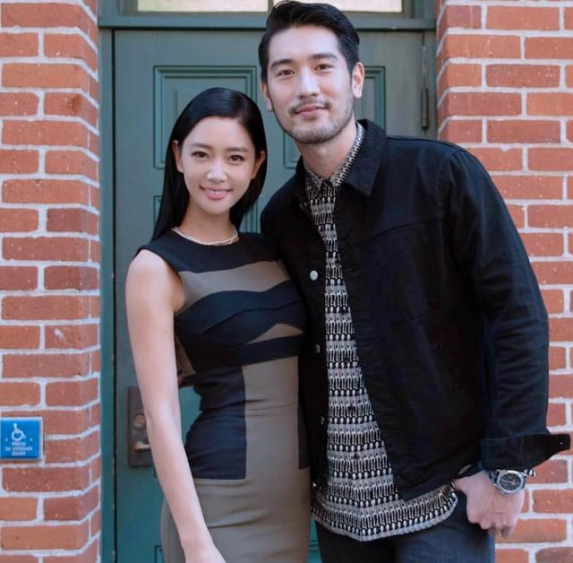 “亚洲第一美女”克拉拉每天秀运动照，但大家看的却是她完美身材