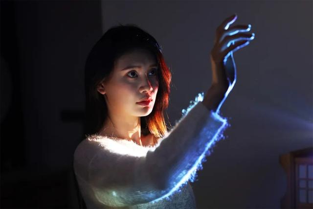 男人和女人在一起,共享过这样东西,便是真爱,注定白头偕老