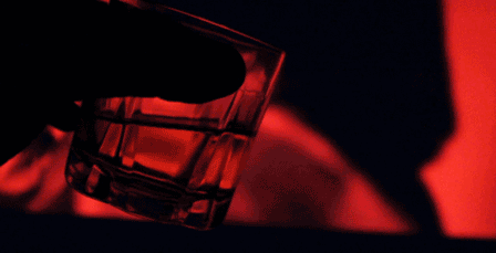 上大学后一直脱发，梦到上铺室友对我说：我不喜欢和头发少的人玩