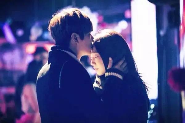 女人吻过男人这3个地方，才算得上真爱