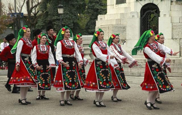 从欧洲火药桶，到欧洲子宫——保加利亚：美女之国，因何沉沦？