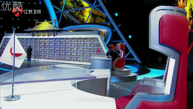 时隔8年，他凭啥再度“封神”？