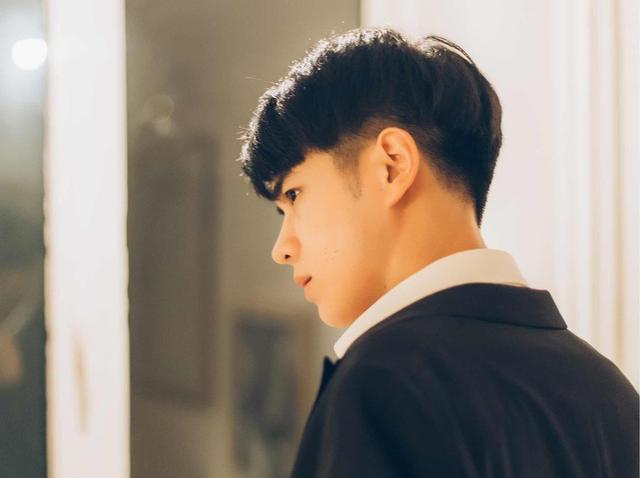 小说:美女经理假公济私故意找茬,想把她开除,她忍无可忍爆发