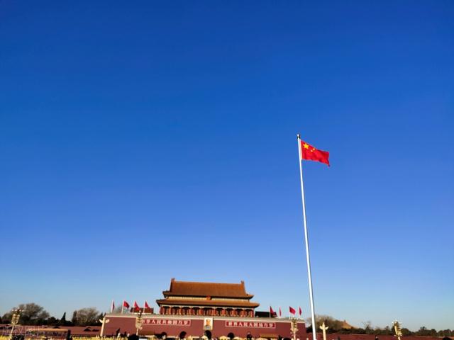 两个女人（微小说）