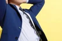 封控，让本来就不想回家的女人留宿在外。男人难忍于他想到的事情