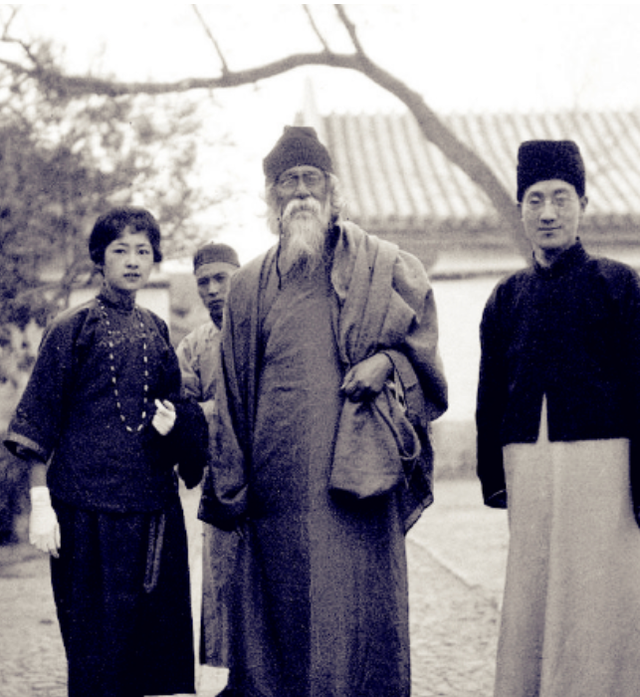 才女林徽因：用英语告诉你，什么叫真正的“才女”？